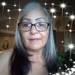 Meet your Posher, Ana